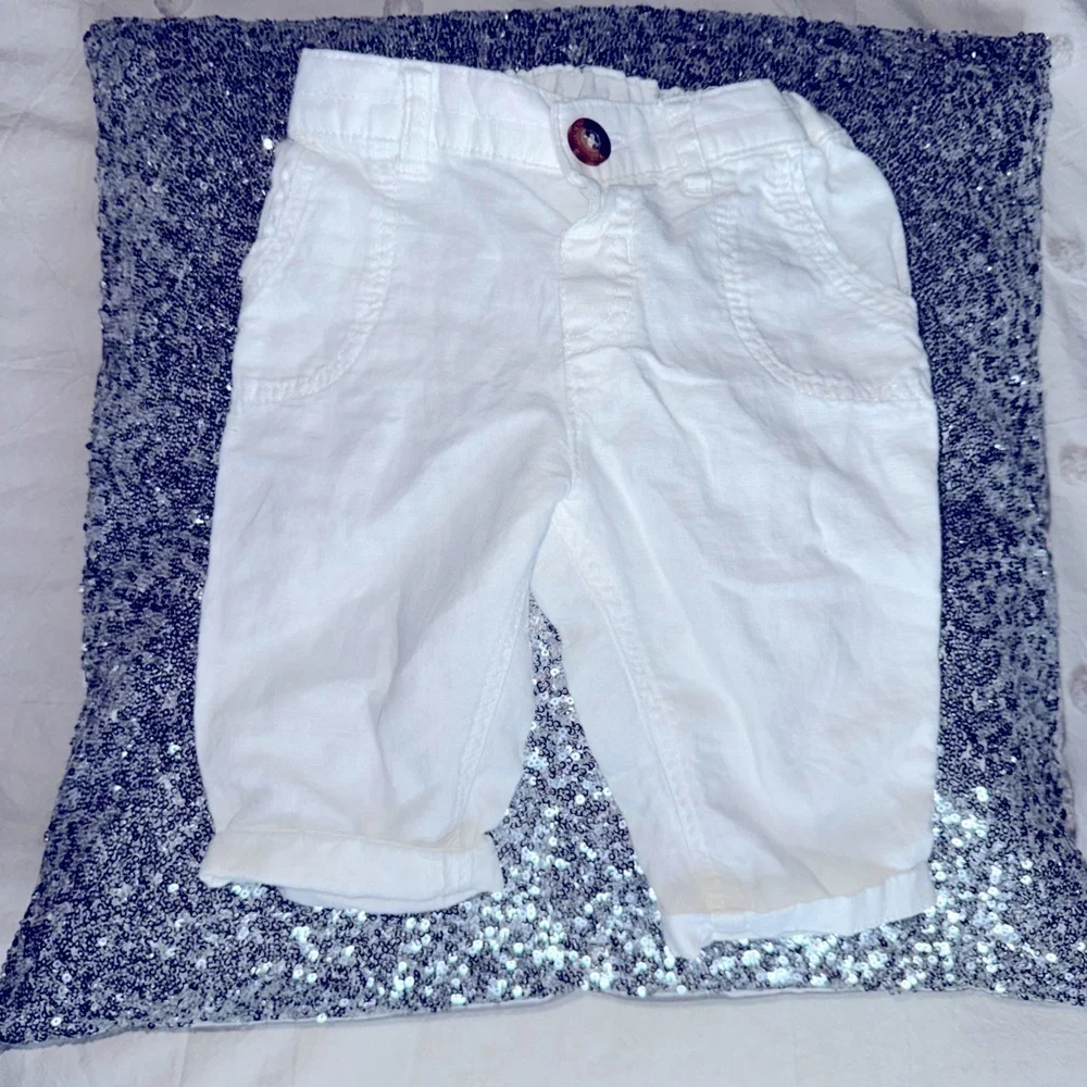 H&M white linen pants. 4-6 Months
